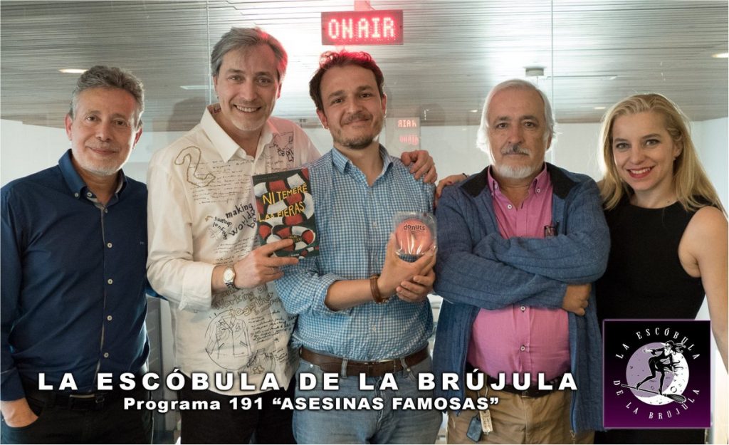 El equipo de 'La escóbula de la brújula', al completo.