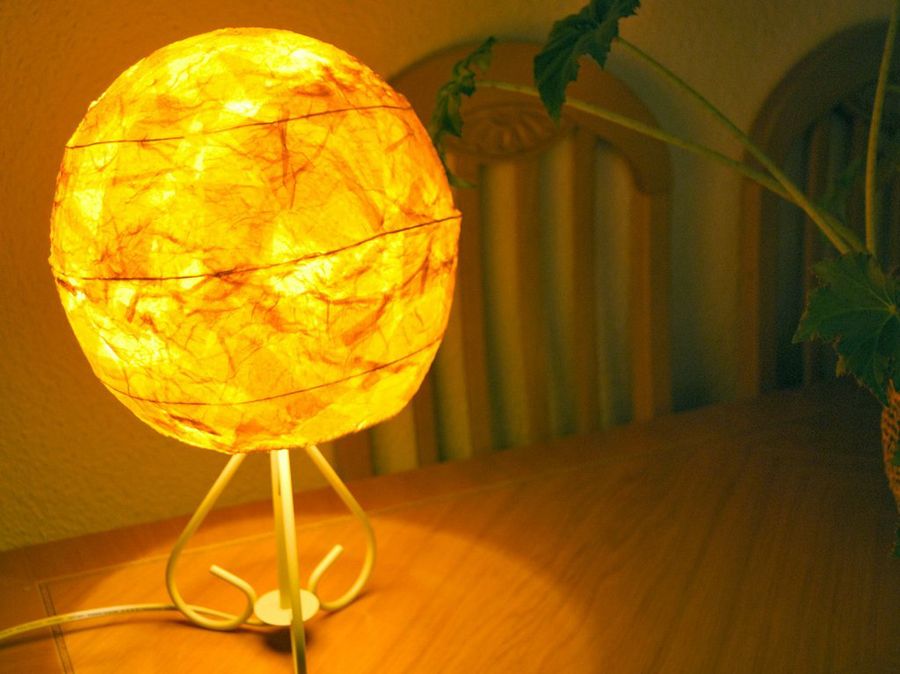 Limpiar lámparas de papel