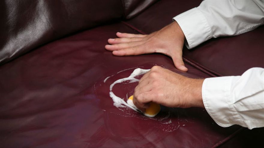 Limpiar y reparar el sofá