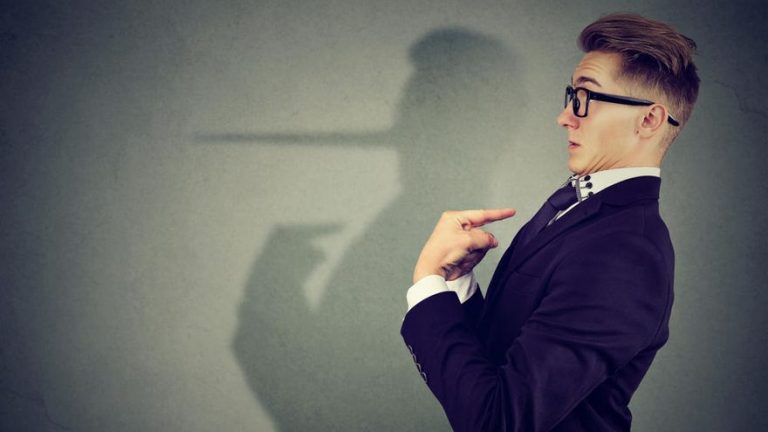 7 signos para pillar a un mentiroso