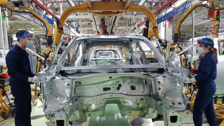 PSA Vigo prevé cerrar 2020 con una producción de casi 500.000 vehículos