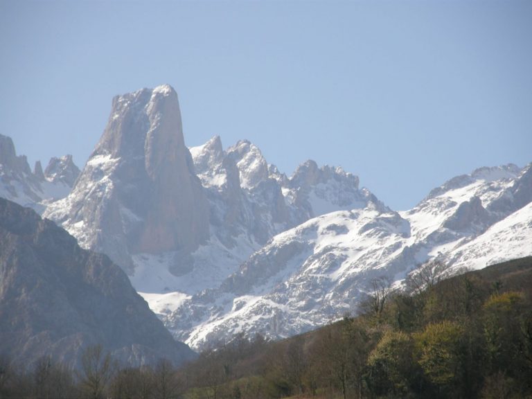 Peligro de aludes en Picos de Europa