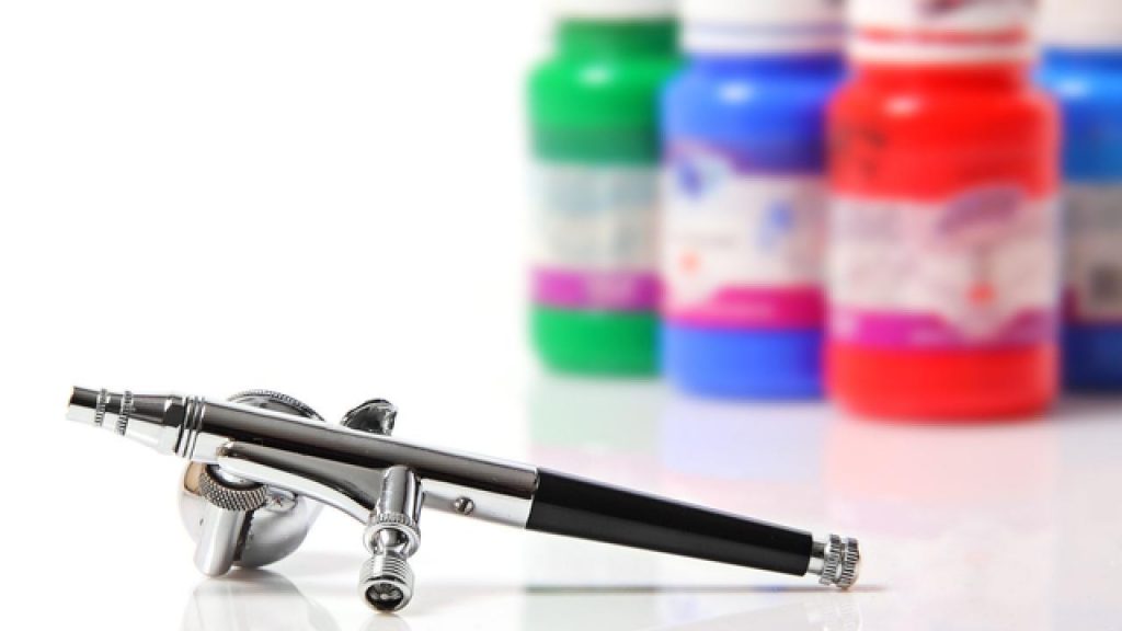 Pintar maqueta con aerógrafo