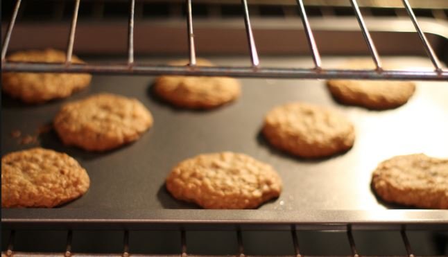 Cómo hacer unas deliciosas galletas integrales con muy pocas calorías 2 Preparación de las galletas integrales
