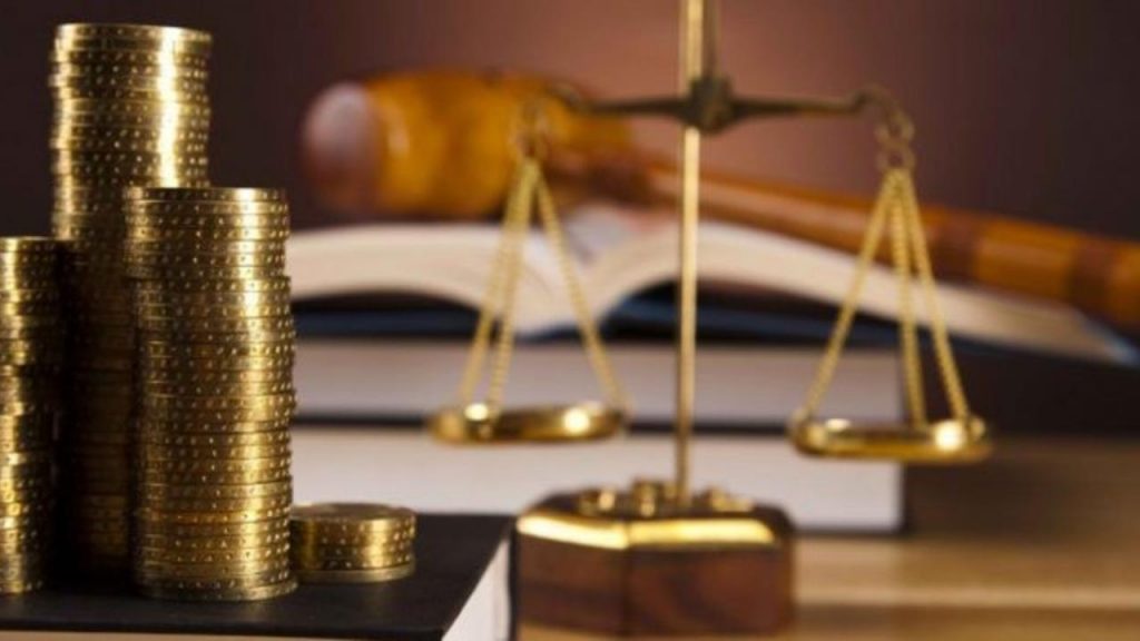 ¿Conoces las características del derecho mercantil?