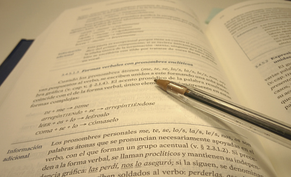 Ejemplos de verbos transitivos