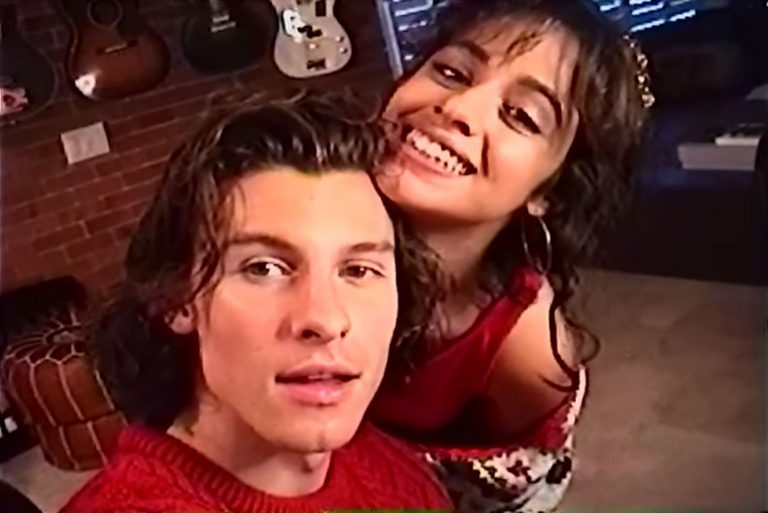 Shawn Mendes y Camila Cabello juntos de nuevo en 'The Christmas Song'