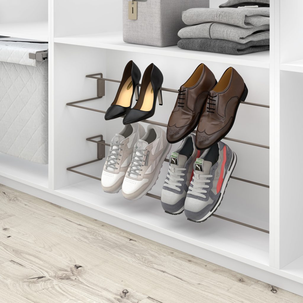 Zapatero organizado por temporadas