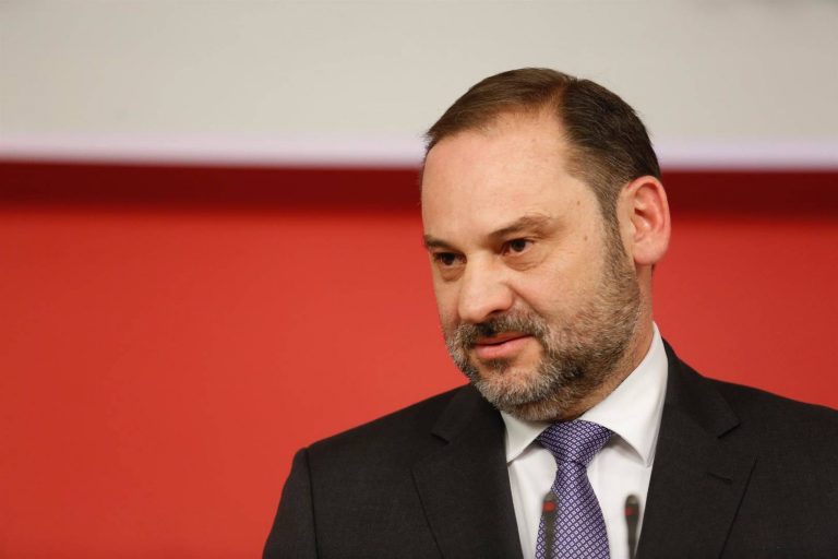 Ábalos, sobre la inmigración, pide equilibrio entre las visiones humanitaria y xenofobia