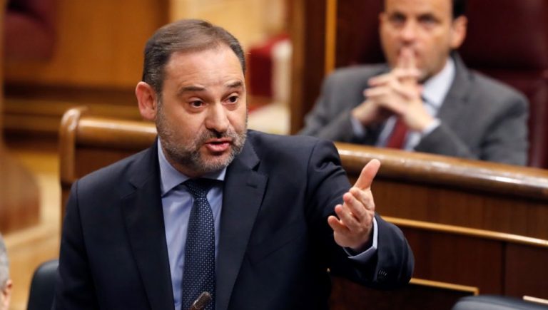 Ábalos sobre el chat de militares de retirados: 