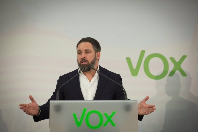 Abascal exige igualdad entre partidos el 14F