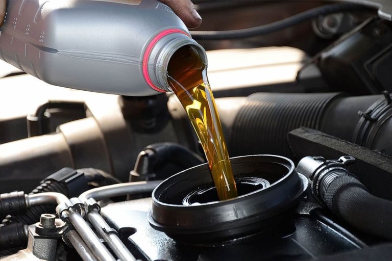 Cómo cambiar el aceite del coche