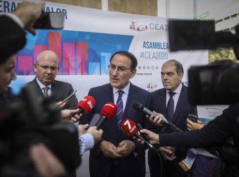 Coronavirus.- La CEA prevé que el PIB andaluz caiga dos décimas en dos meses si sigue la pandemia