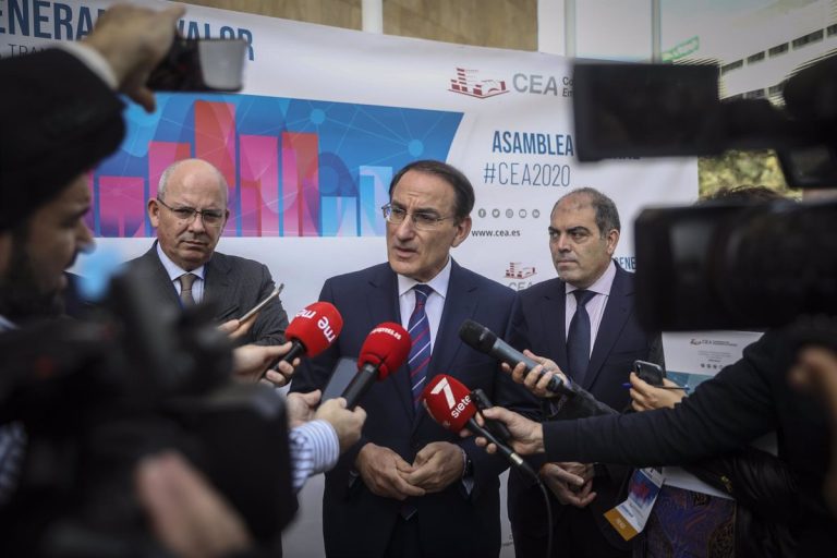 La patronal andaluza y ATA ve un próximo trimestre 