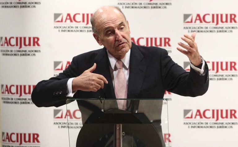 El tribunal de 'Ausbanc' escuchará el viernes al abogado de la infanta Cristina