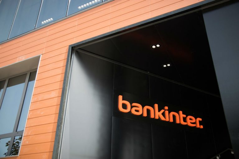 Bankinter no cree que el Ibex recupere nivel pre-Covid hasta 2023