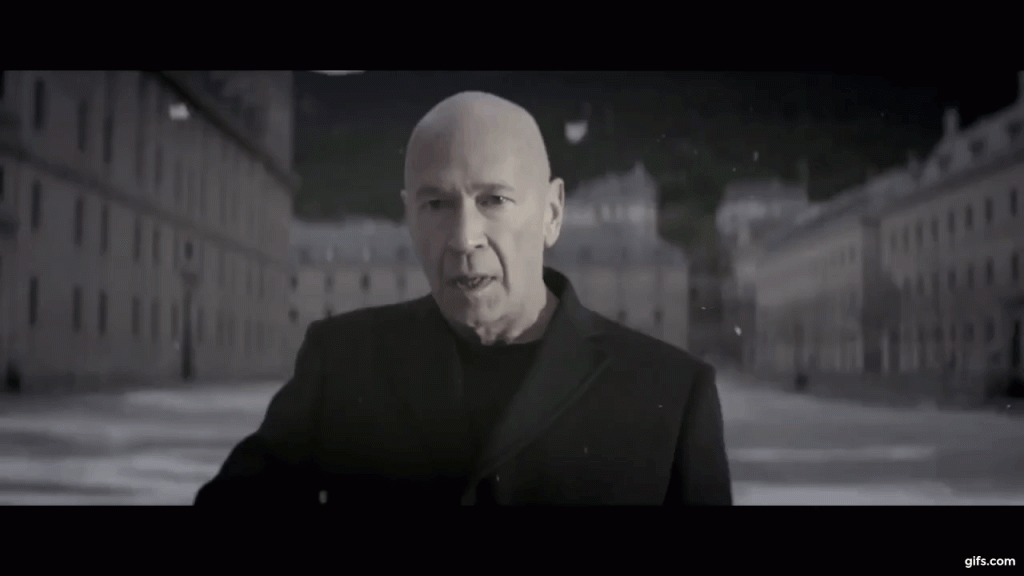 De repente te quedas calvo, por arte de magia, y tienes que plantearte un injerto.