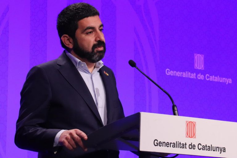 Cataluña ofrecerá 40 plazas para acoger a jóvenes emigrados llegados a Canarias