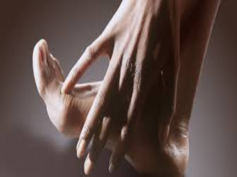 causa de los juanetes