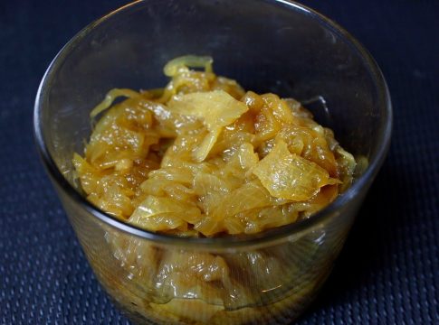 ómo hacer unos solomillos con foie y jamón ibérico sensacionales para Navidad cebolla caramelizada