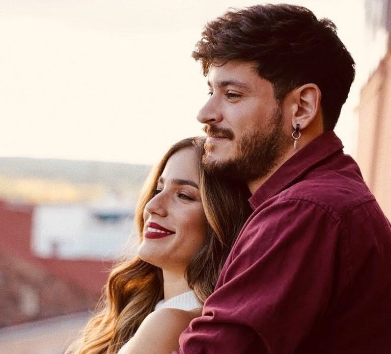 Julia Medina y Cepeda se unen en 'No Hablan Más De Ti'