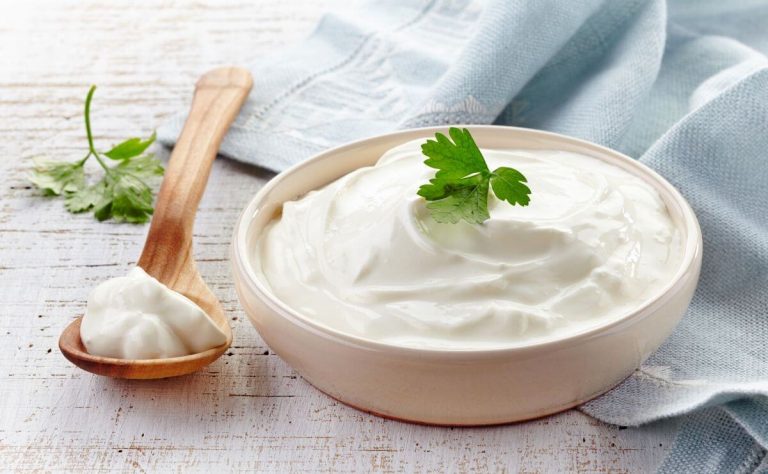 Cómo hacer una crema agria o nata agria súper fácil