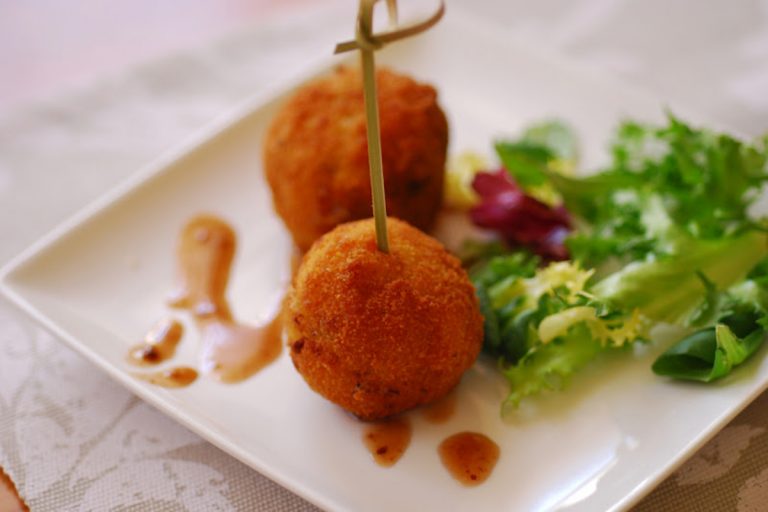 Cómo hacer unas impresionantes croquetas de pincho moruno