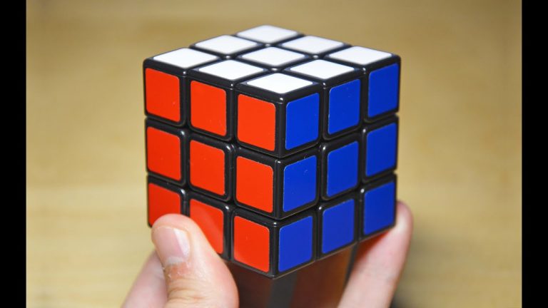 Trucos para hacer el cubo de Rubik sin morir en el intento