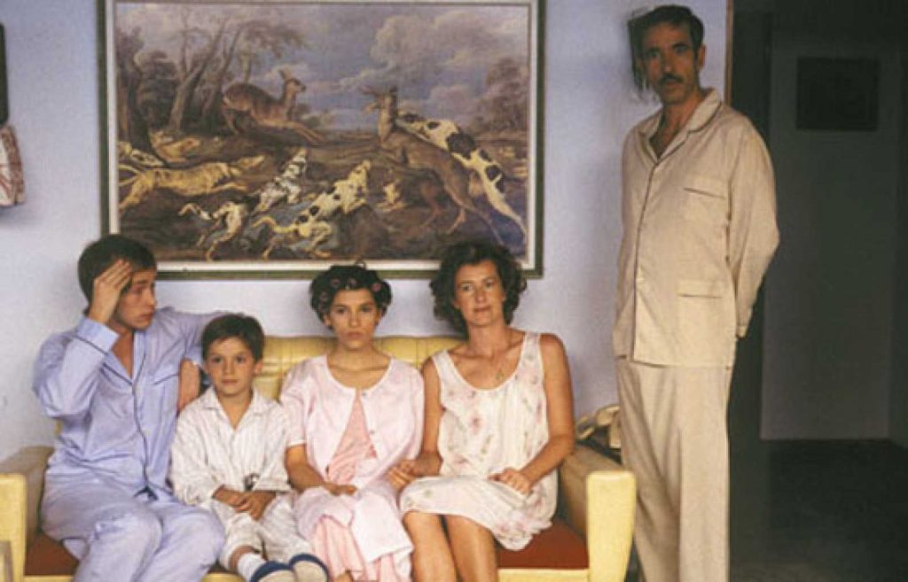 Nos parece increible la evoluciónn de la familia a lo largo del tiempo. Carlitos era aquí un enano.