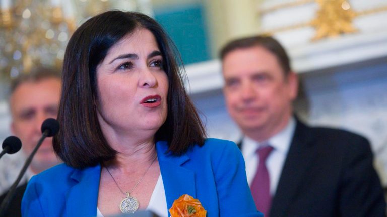 Sánchez baraja situar a Darias en Sanidad como sustituta de Illa