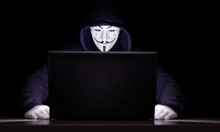 Villarejo ofreció sus servicios a Sacyr al tiempo que espiaba a su presidente