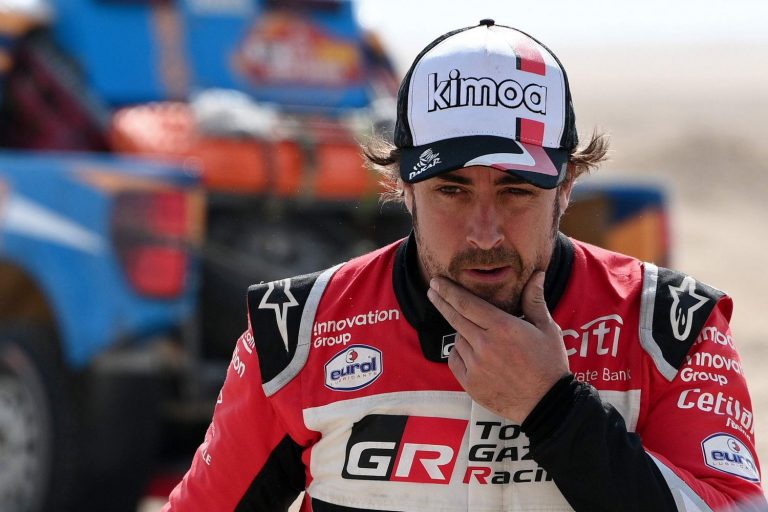 Fernando Alonso entra en el mercado de las bebidas funcionales con Raw Sport Drink