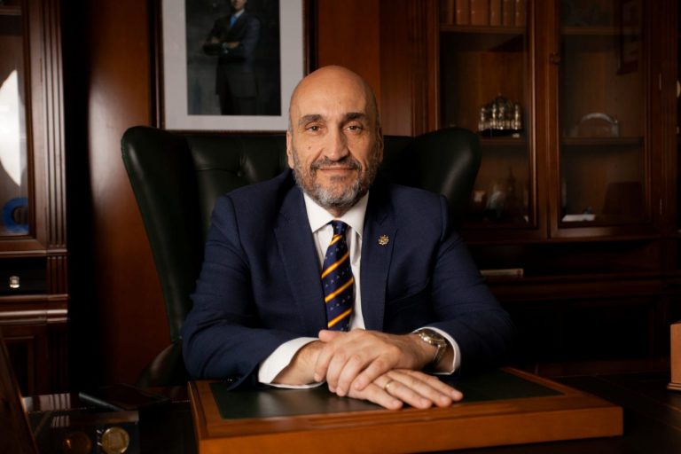 Los Gestores administrativos lamentan que la Administración siga 