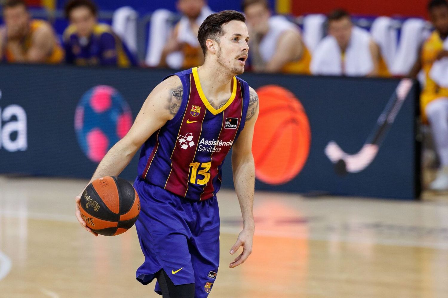 Su club le deja tirado: el Barça prohíbe a Heurtel subirse al avión 3 h2