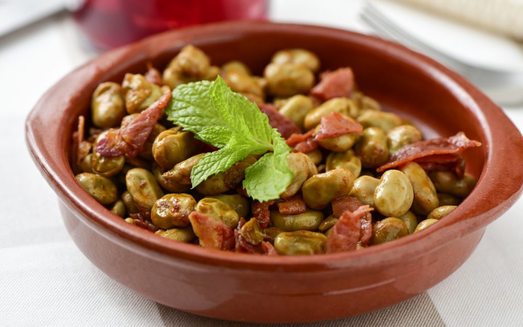 Propiedades de las habas con jamón