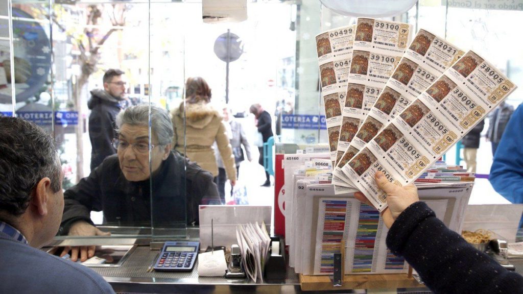 Hacienda se queda un buen pellizco si te toca la Lotería de Navidad.