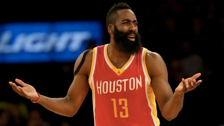 James Harden, pasado de kilos: la foto no deja lugar a dudas