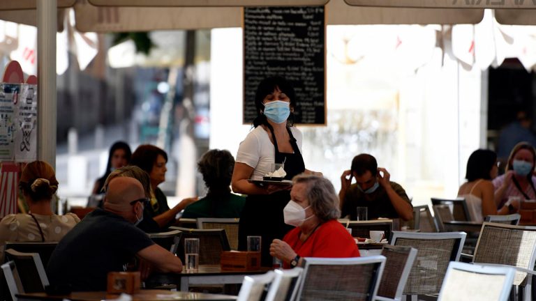 La hostelería de Aragón cree que las medidas de horario y aforos son 