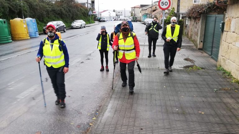 Hosteleros de Pontevedra completan la primera etapa de su caminata