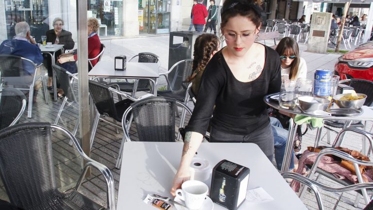 Hosteleros muestran su decepción con el plan de medidas aprobado por el Consejo de Ministros