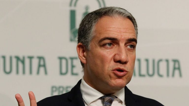 Junta prevé que un 15% de los andaluces esté inmunizado con la vacuna en marzo