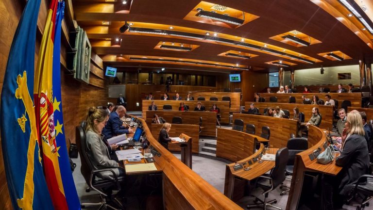 Barbón (PSOE) consigue la aprobación definitiva de las cuentas de Asturias