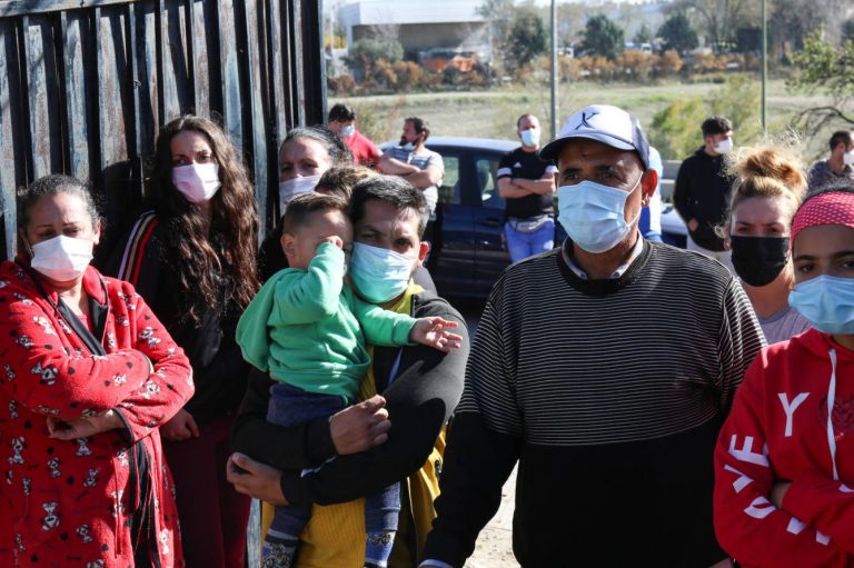 Comunidad de Madrid responde a Franco que de momento han realojado a 103 familias de la Cañada en nuevas viviendas
