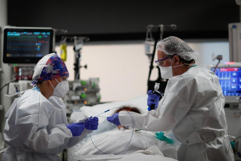 La Rioja notifica tres nuevos fallecidos en un día en el que sube la presión asistencial