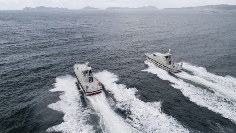 El astillero Rodman Polyships entrega dos lanchas de instrucción a la Armada Española