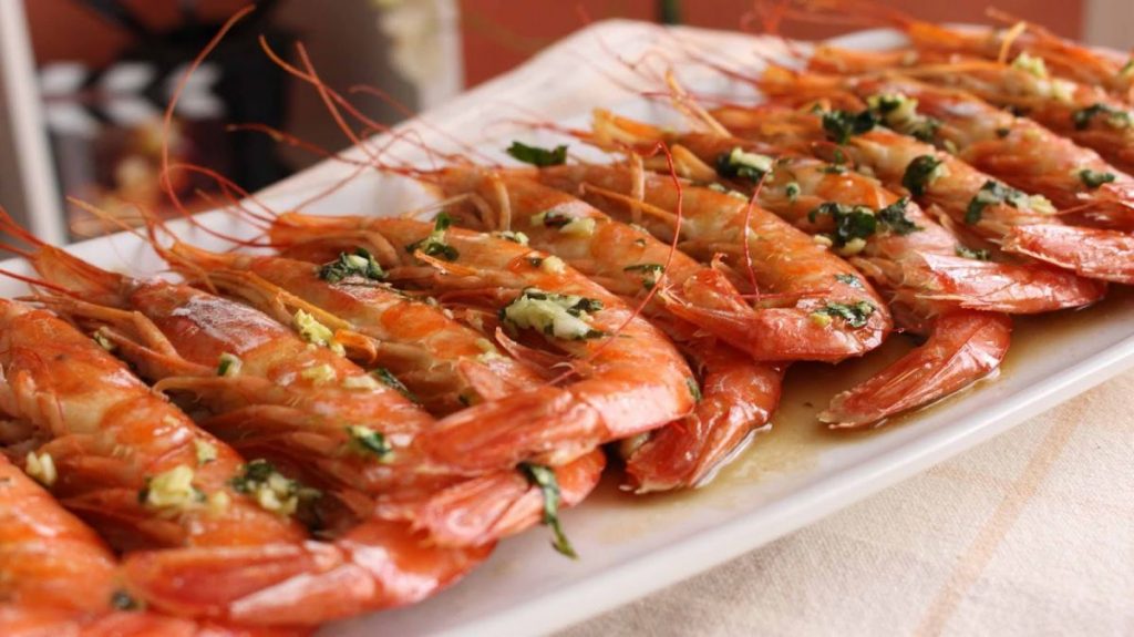 No sabemos si meterle un beso o un bocado a estos langostinos.