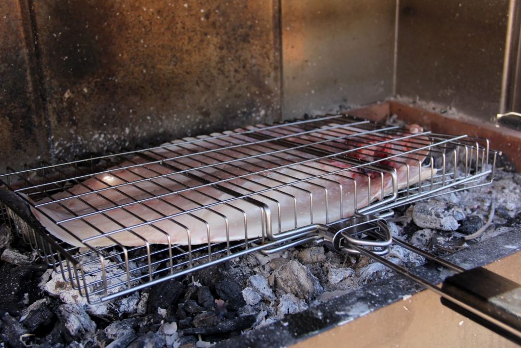 Cómo hacer una original lubina a la brasa y que te quede exquisita 3 ¿Qué necesitas para hacer una lubina original?