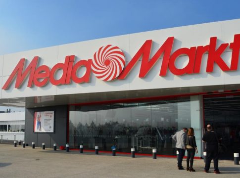 MediaMarkt rompe el mercado con la Smart TV Philips: 65 pulgadas, perfecta para gaming y con un descuentazo MediaMarkt rompe el mercado con la Smart TV Philips: 65 pulgadas, perfecta para gaming y con un descuentazo