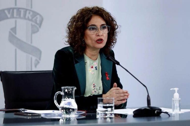 Montero dice que los PGE requieren la 