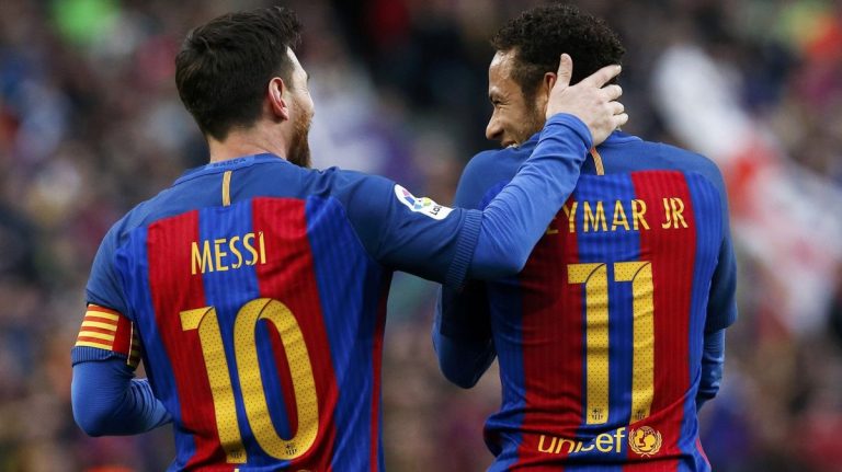 O sale Neymar o llega Messi: el brasileño está harto